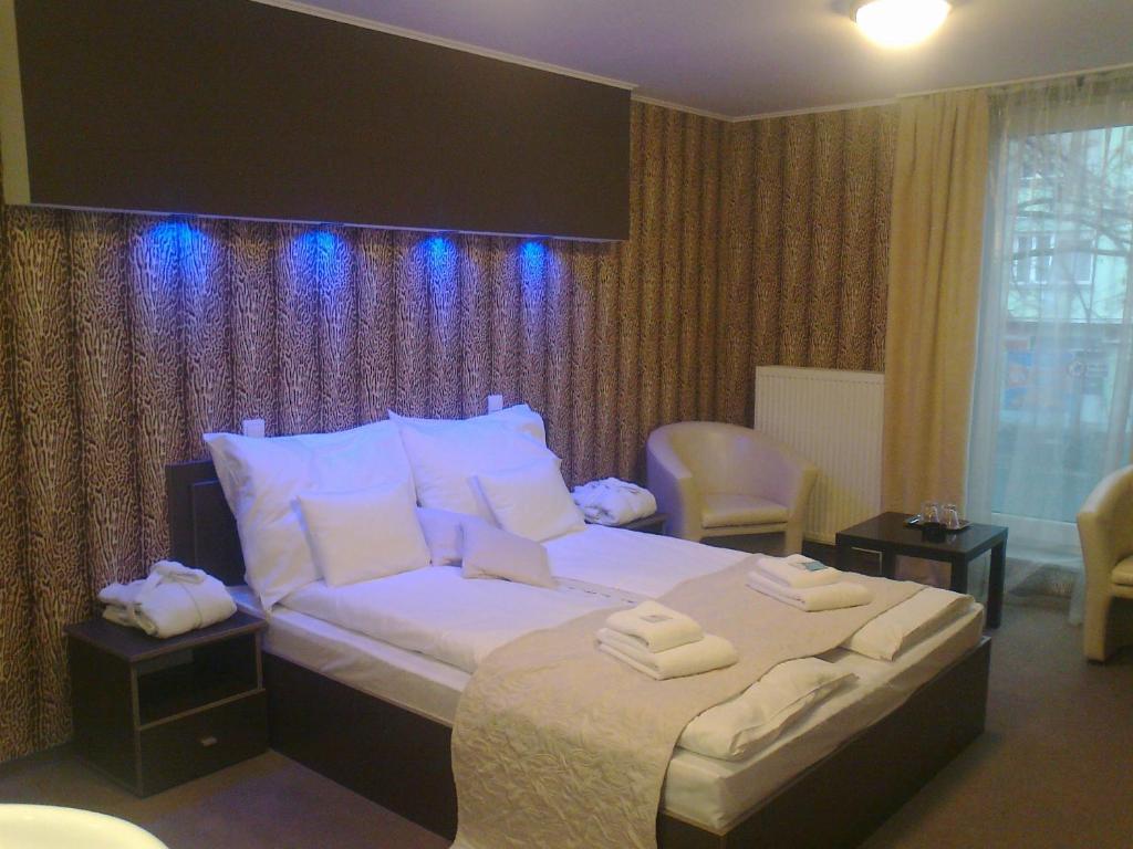 Palermo Panzio Hotel Nyiregyhaza Room photo